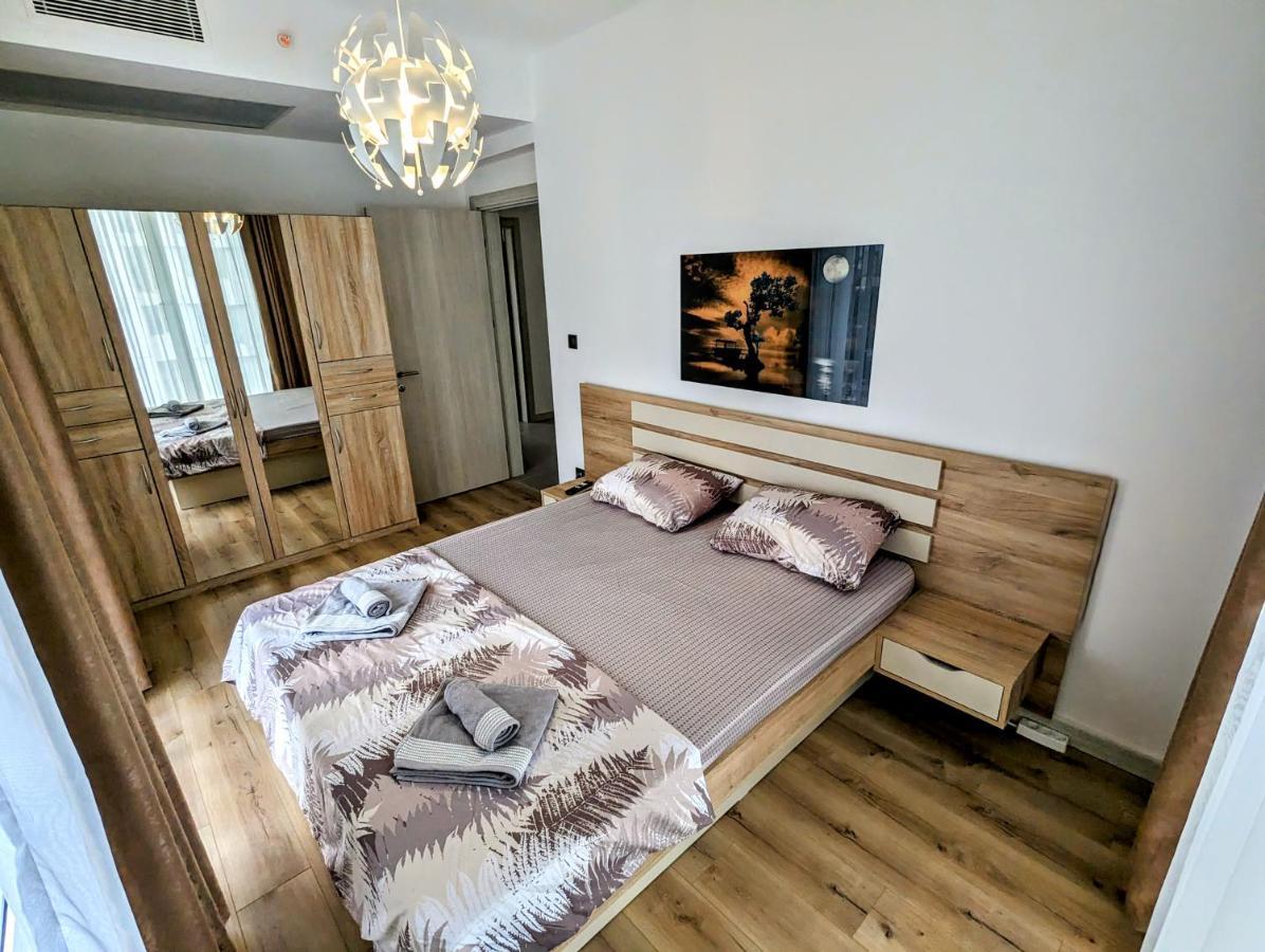 16Th Floor Sky View Condo With Pool And Fitness Skopje Exterior photo