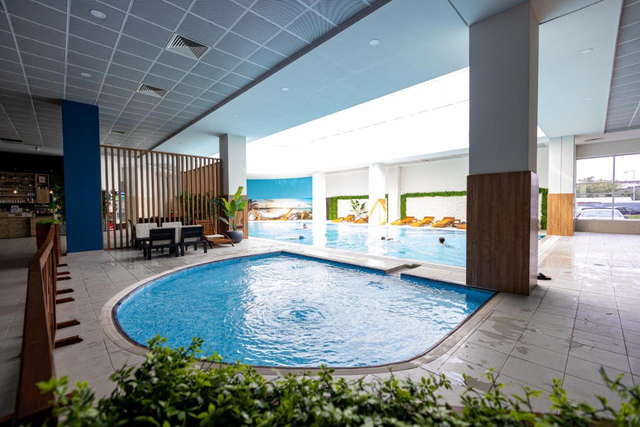 16Th Floor Sky View Condo With Pool And Fitness Skopje Exterior photo